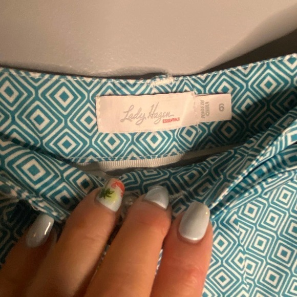 Lady Hagen Golf Shorts Size 6 - Picture 3 of 7
